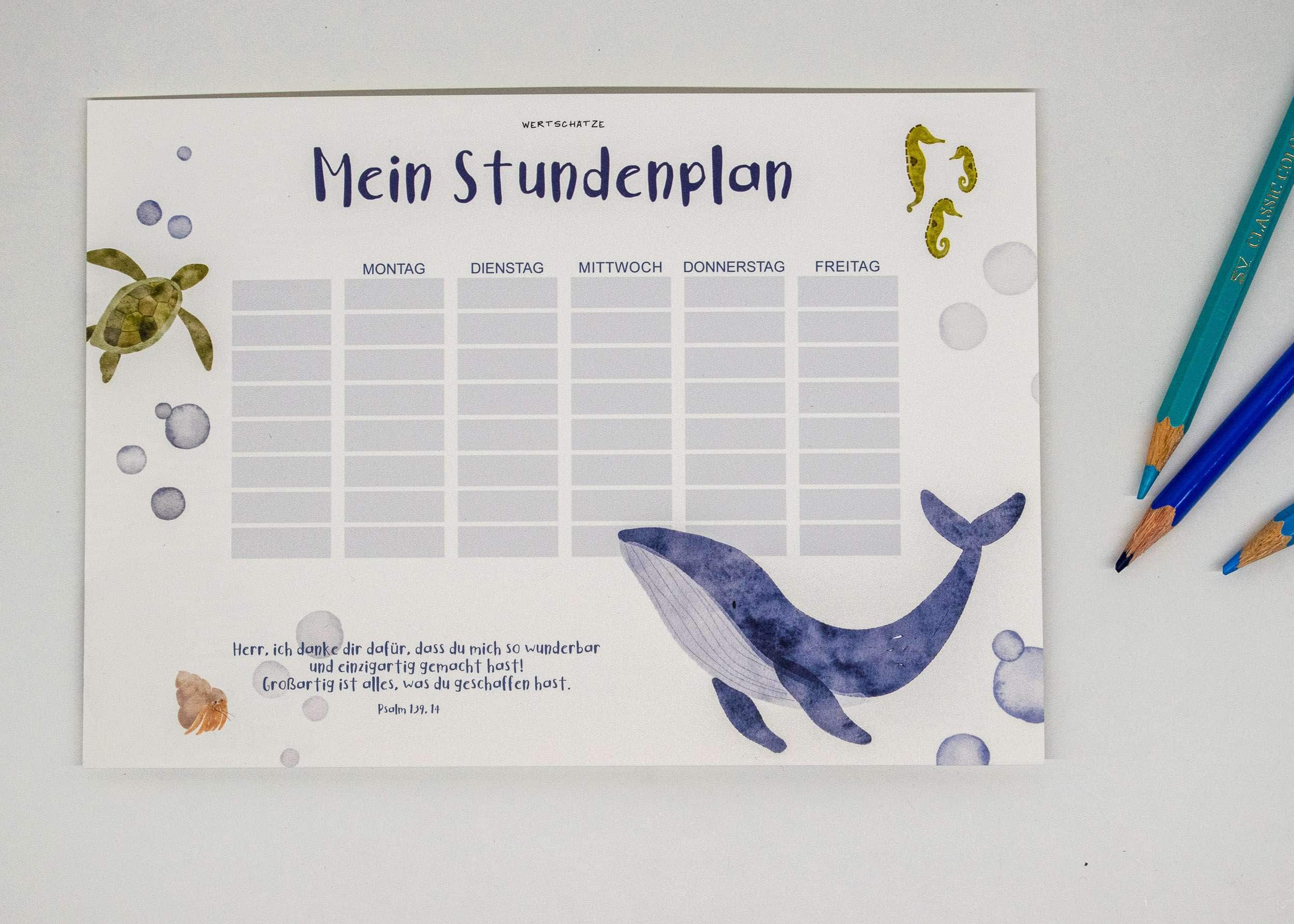 Fröhe Wasserwelt Ausmalbild mit Seepferdchen und Meerestieren für Kinder.