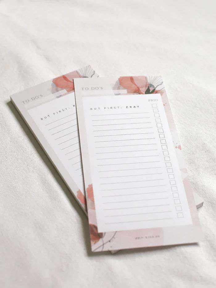 Notizblock mit religiösen und christlichen Motiven, Gebets- und To-Do-Liste.