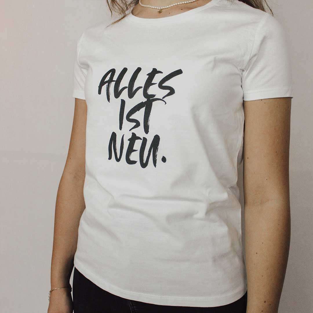 Allerheiligen T-Shirt mit christlichem Spruch, christliche Mode, Glaubensbekleidung.