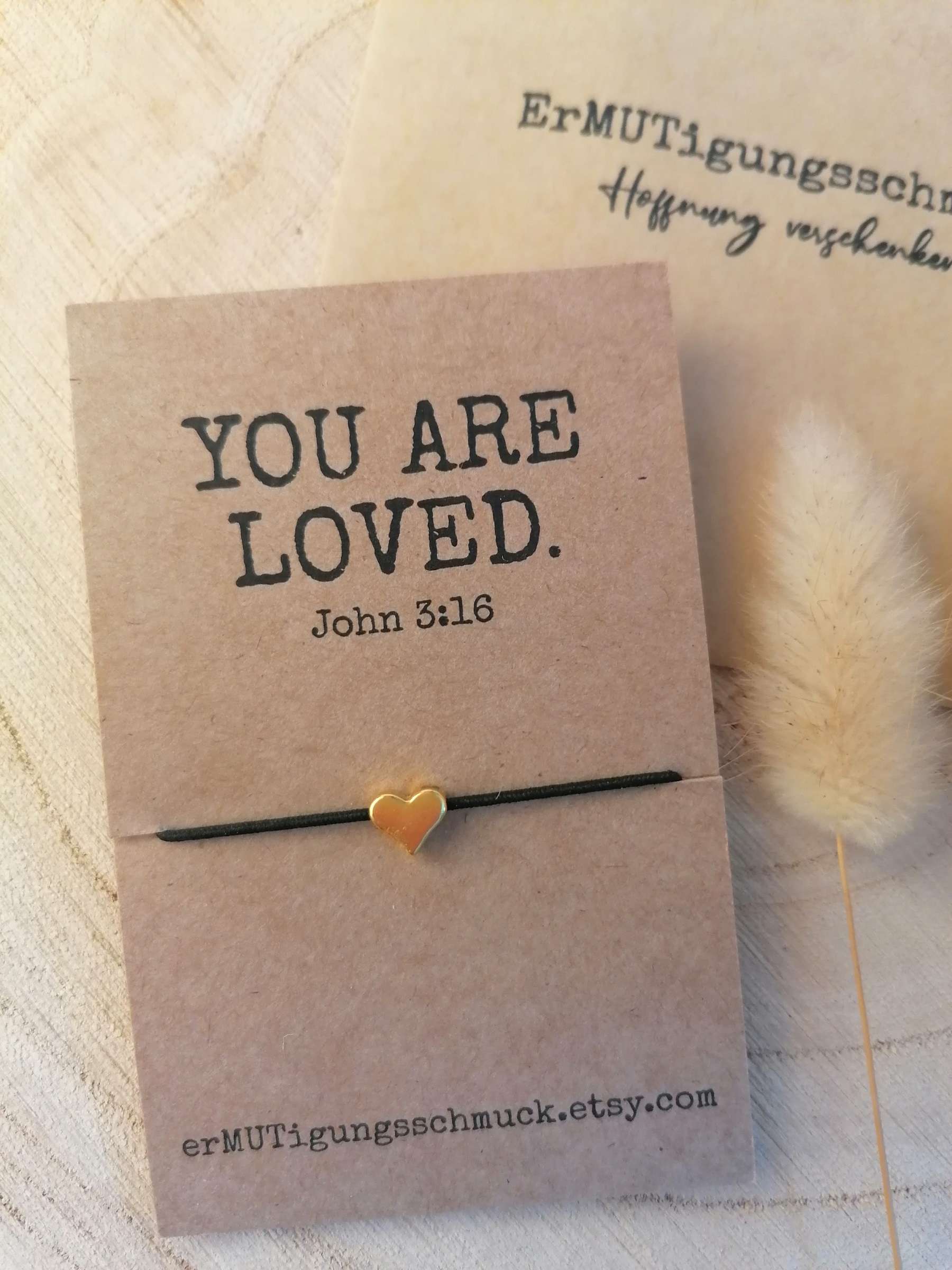 - Göttliches Schmuckstück, christliches Armband mit Herz, Geschenkluxus.