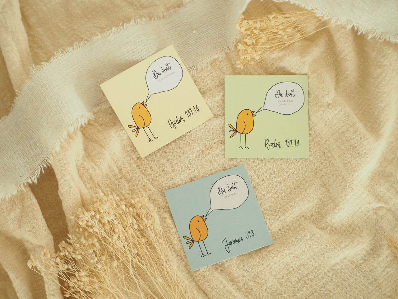 Gottesliebe Zitate auf Karten mit Bibelversen für Christen.