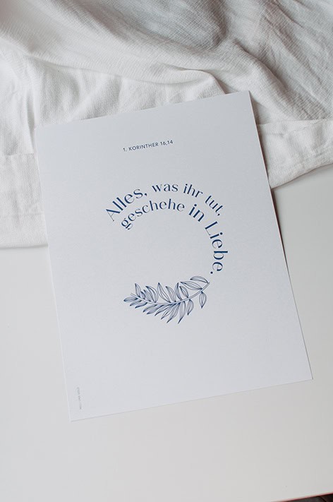 Glaubenszitate auf christlichem Druck in weißem Rahmen, liebevoll gestaltet.