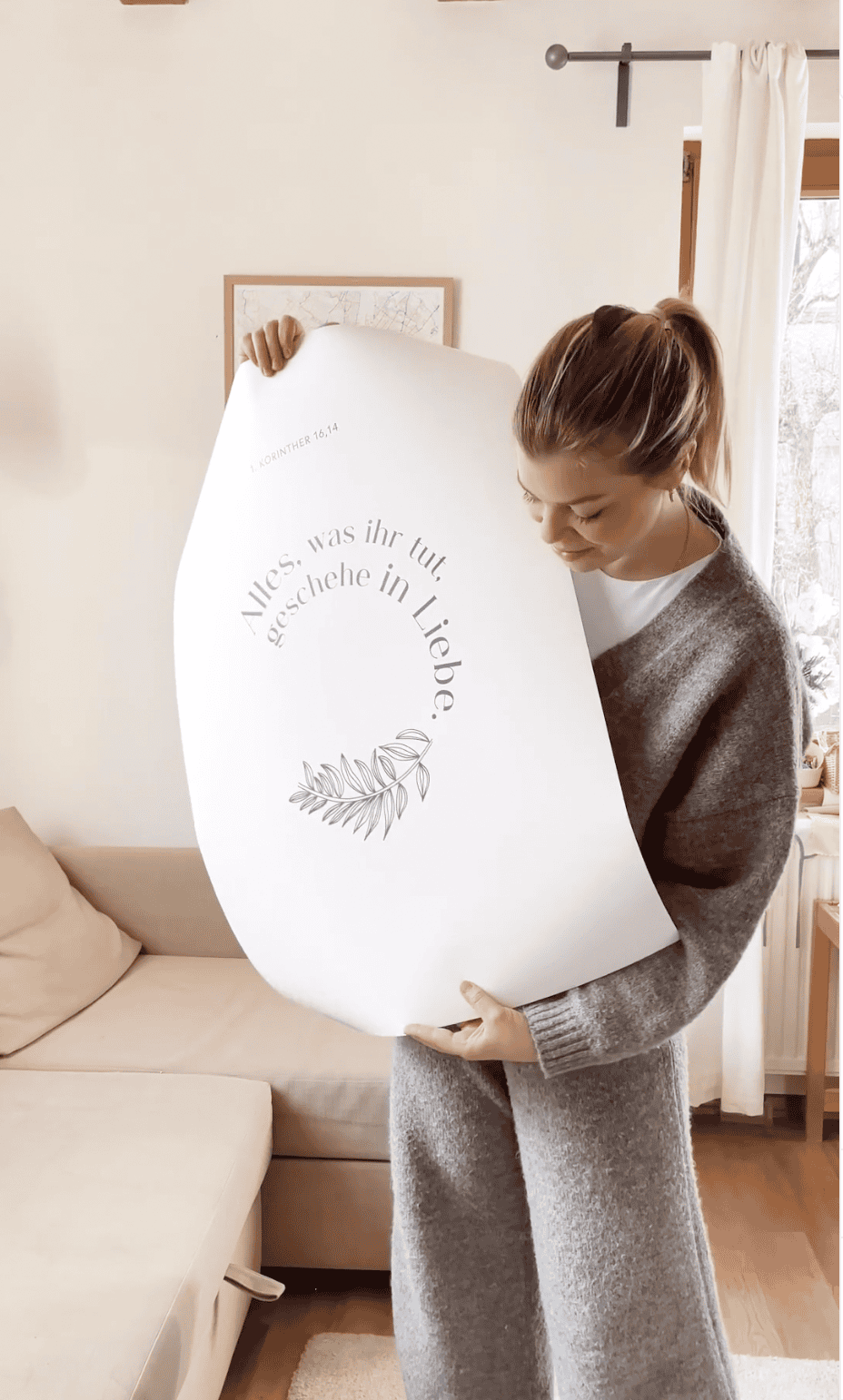 Inspirierende christliche Wanddekoration mit Bibelvers für Zuhause.