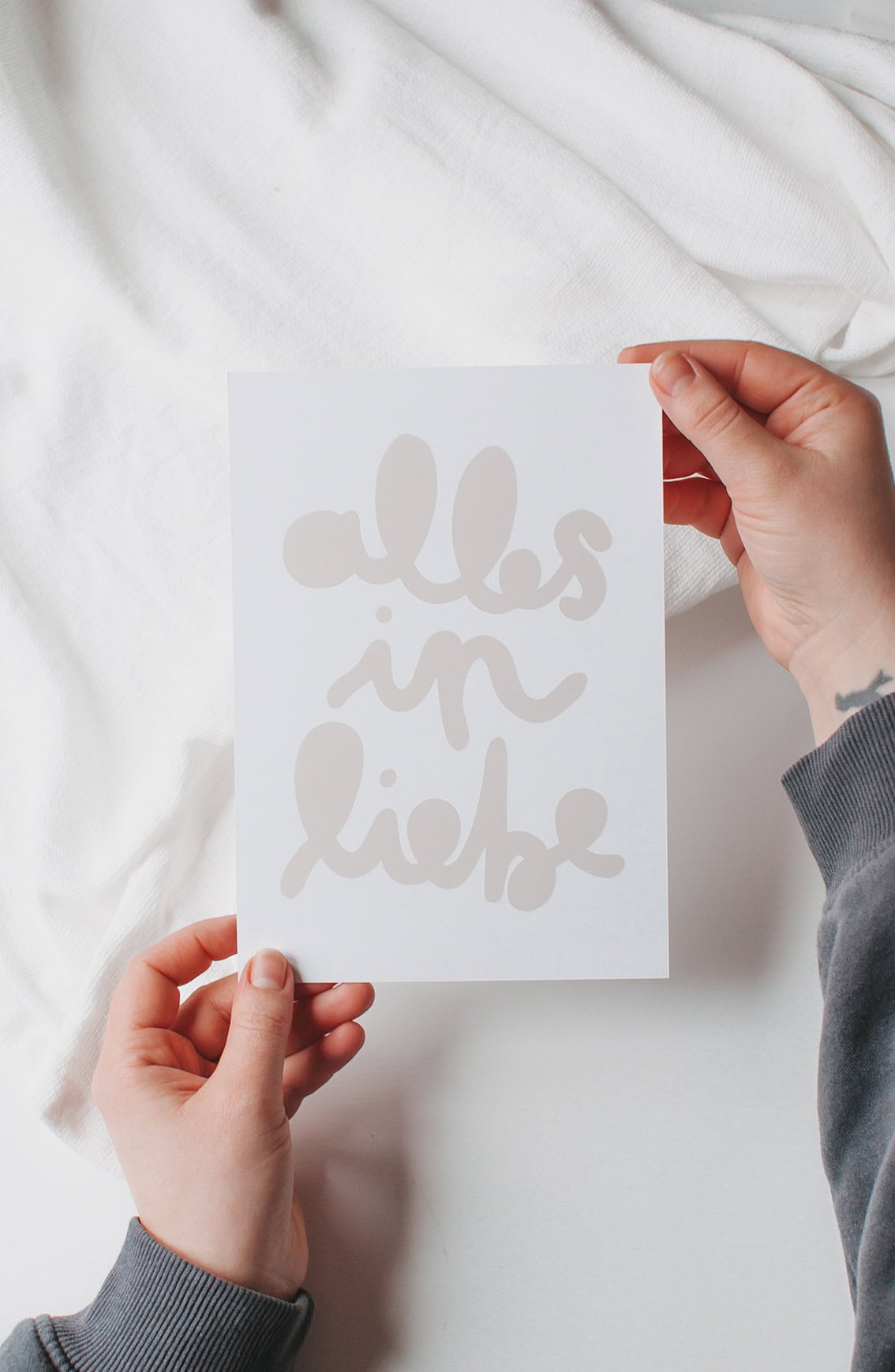 Glaube motiviertes Grußkarten-Design für christliche Freunde und Familie.