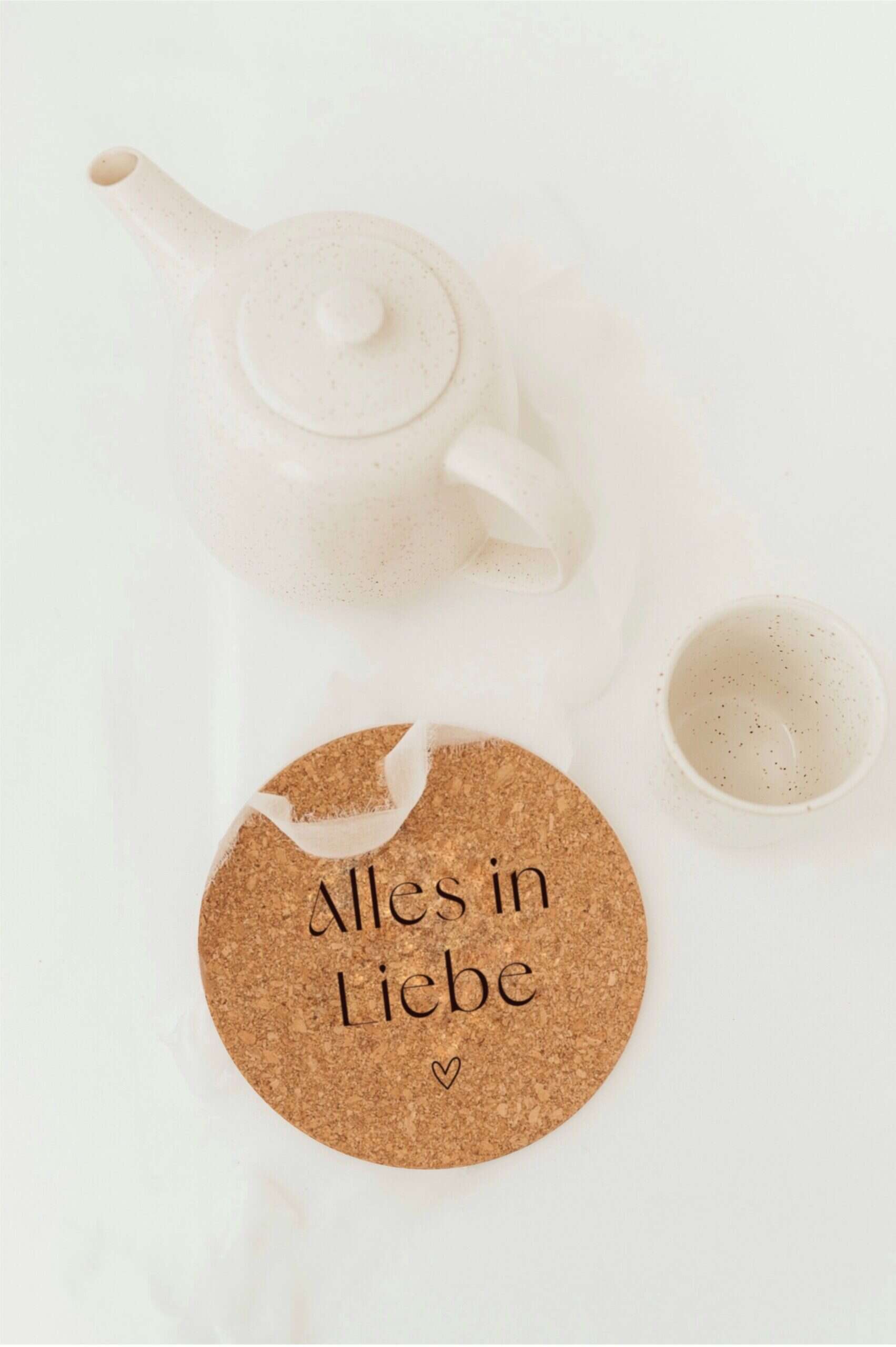 Nur einen Moment, bitte. Hier sind die gewünschten SEO-Texte für das Bild:.