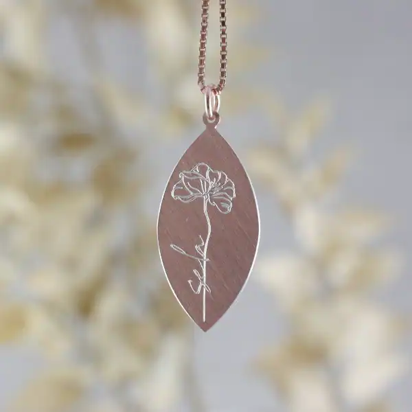 Halskette mit Bibelvers – christliche Schmuckstücke für Glaube und Hoffnung.