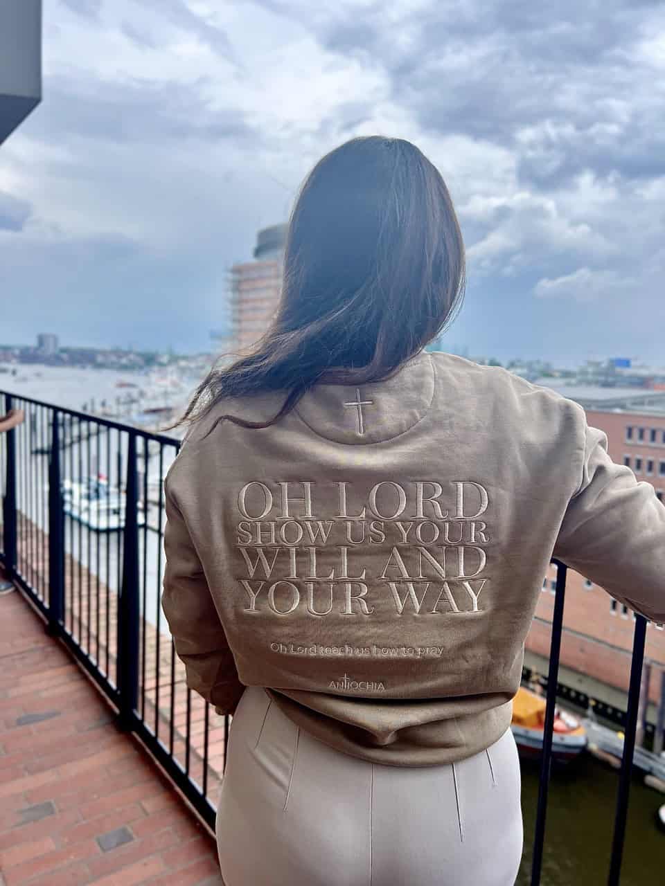 Glaubenskleidung mit Bibelvers, christliche Mode, religiöse Statement-Jacke, christliche Kleidung Damen.