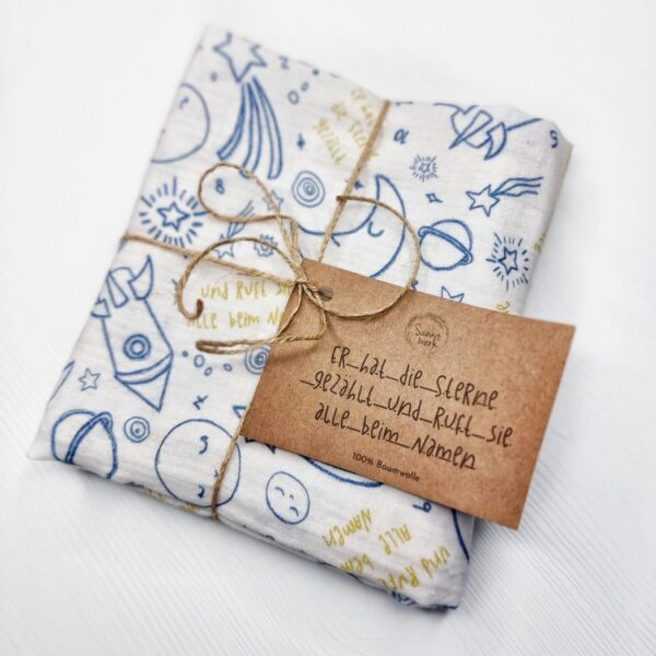 Magnetschmuck Geschenk aus Baumwolle mit Sternen und Himmelmotiven, christliches Design.