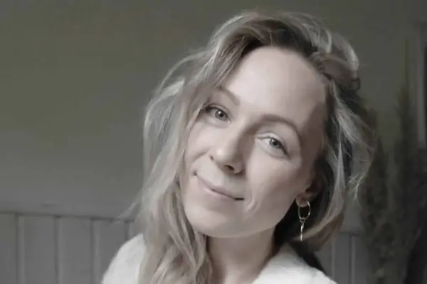 Natürlich, hier sind die SEO-freundlichen Texte für das Bild:.